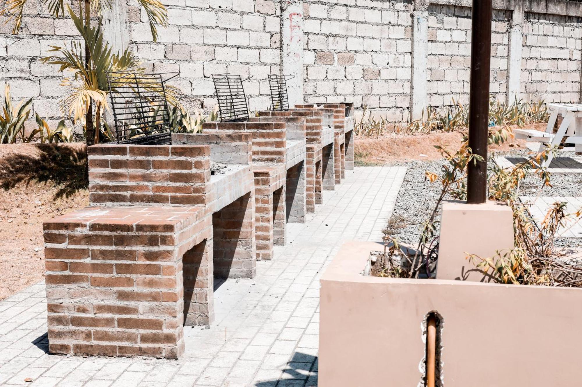 Vale'S Condo Haven Lapu-Lapu City Eksteriør billede