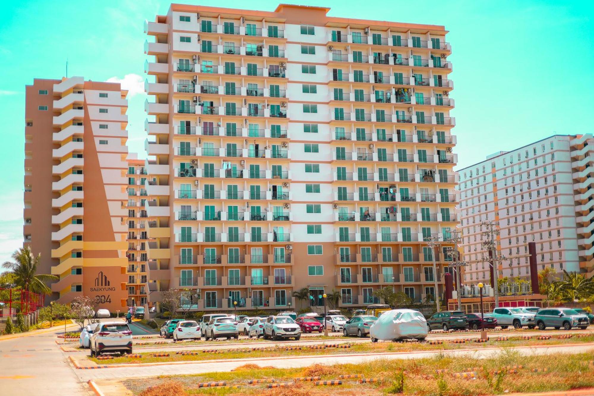 Vale'S Condo Haven Lapu-Lapu City Eksteriør billede