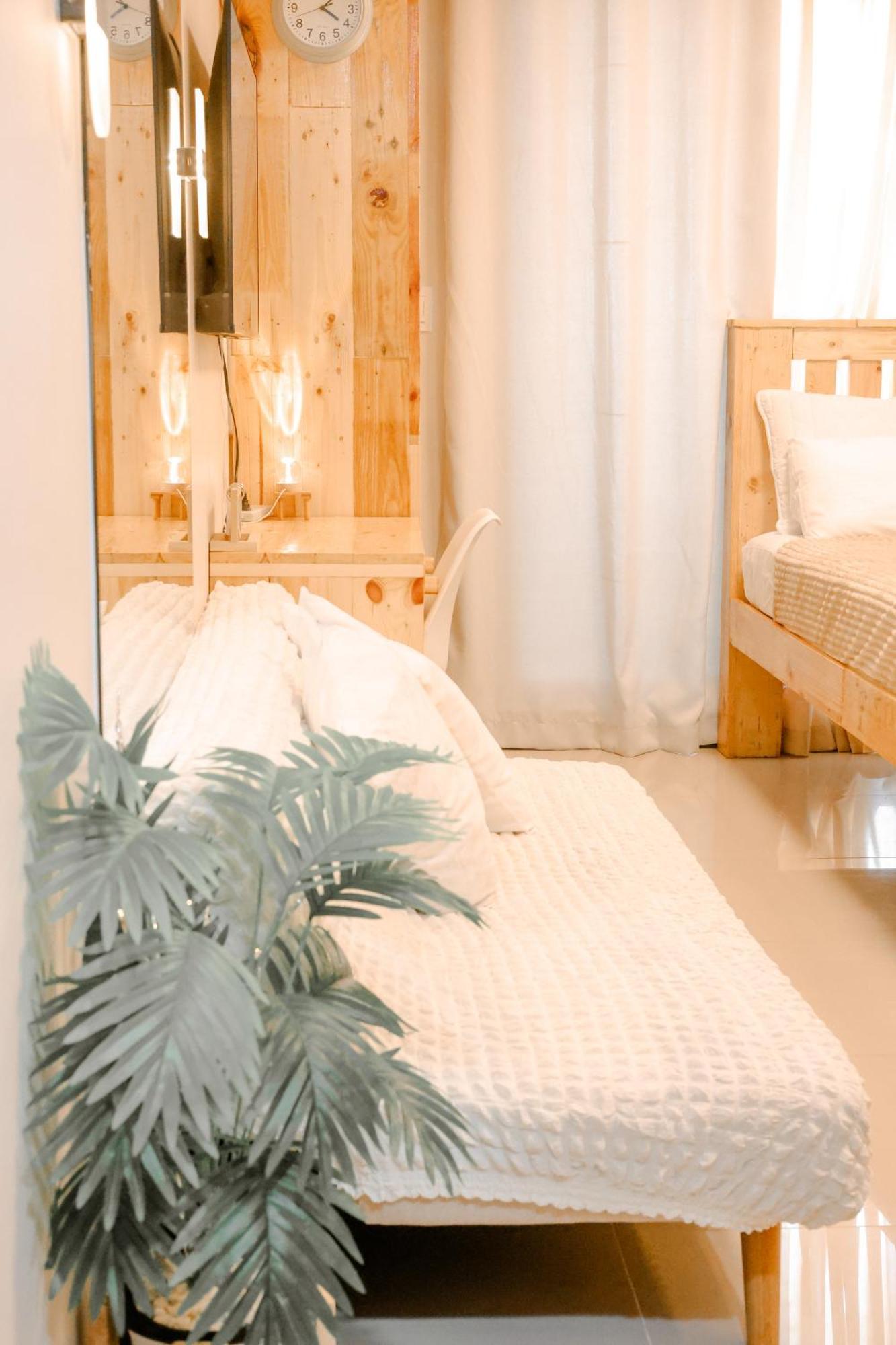 Vale'S Condo Haven Lapu-Lapu City Eksteriør billede